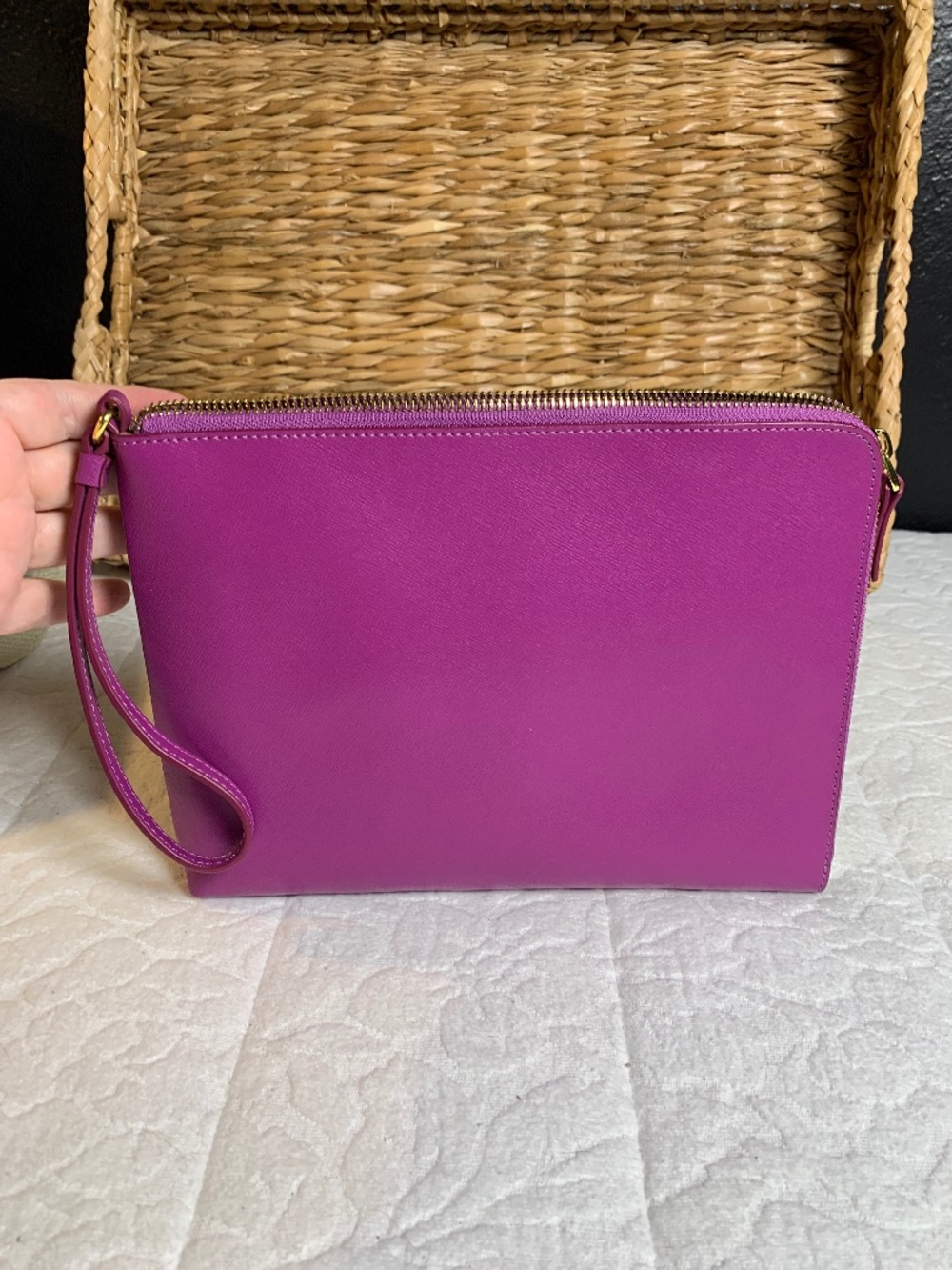 Niemen Marcus fushia hot pink raspberry NEW wallet wristlet